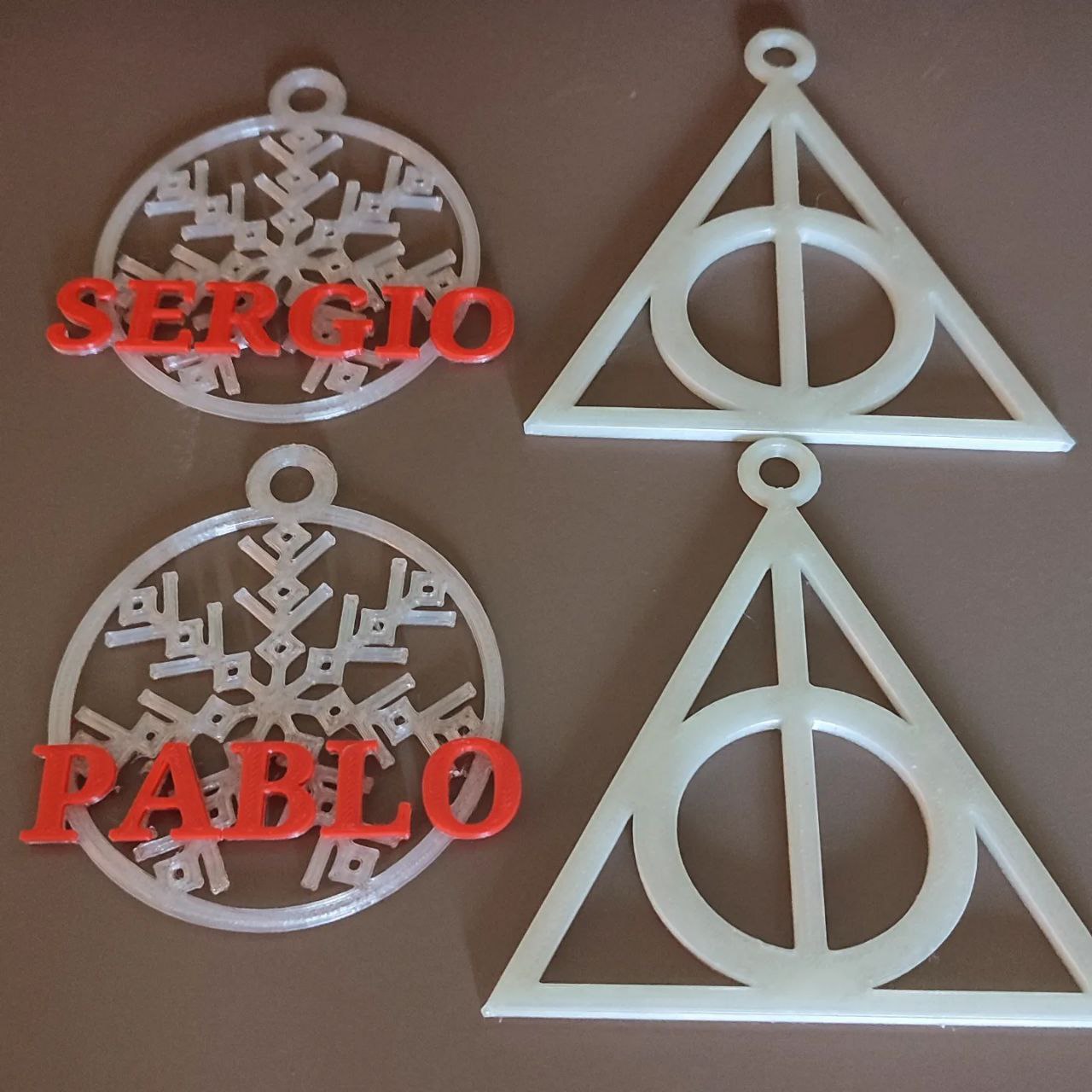 Piezas y Decoraciones Personalizadas para Navidad